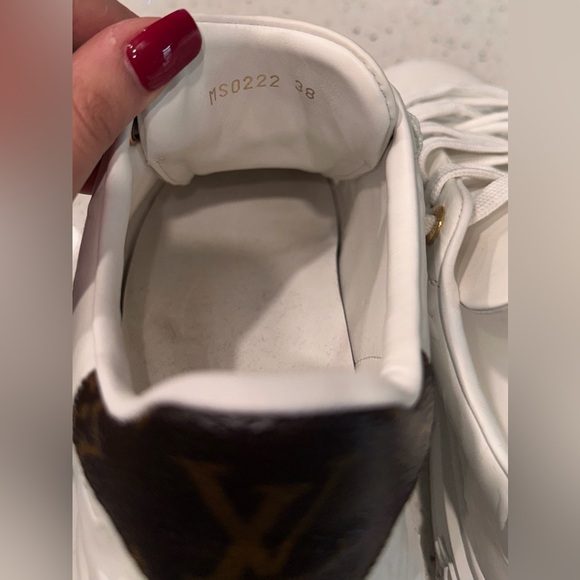Louis Vuitton Time out sneakers Size: 38 - Picture 5 of 5